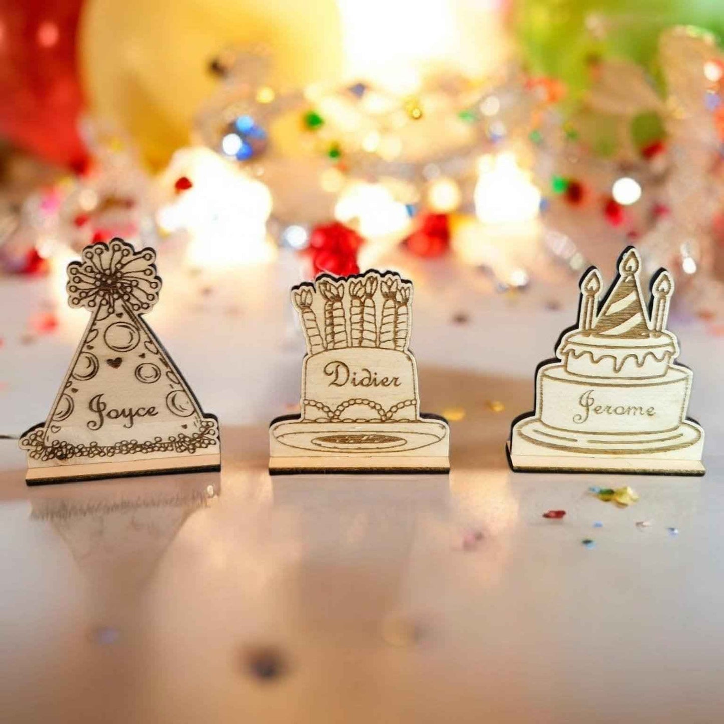 Marque-places anniversaire personnalisés pour événements festifs - LIJO CREA