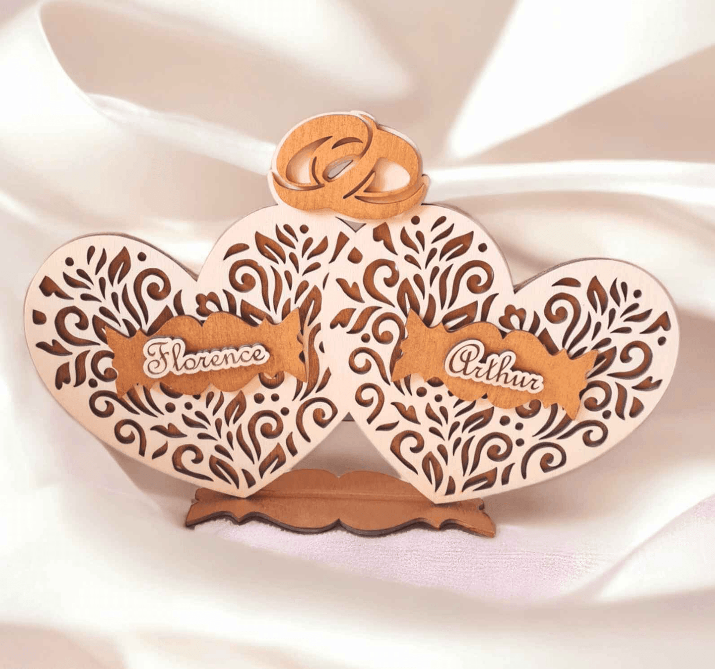 Coeur en bois personnalisé pour célébrer l'amour - LIJO CREA
