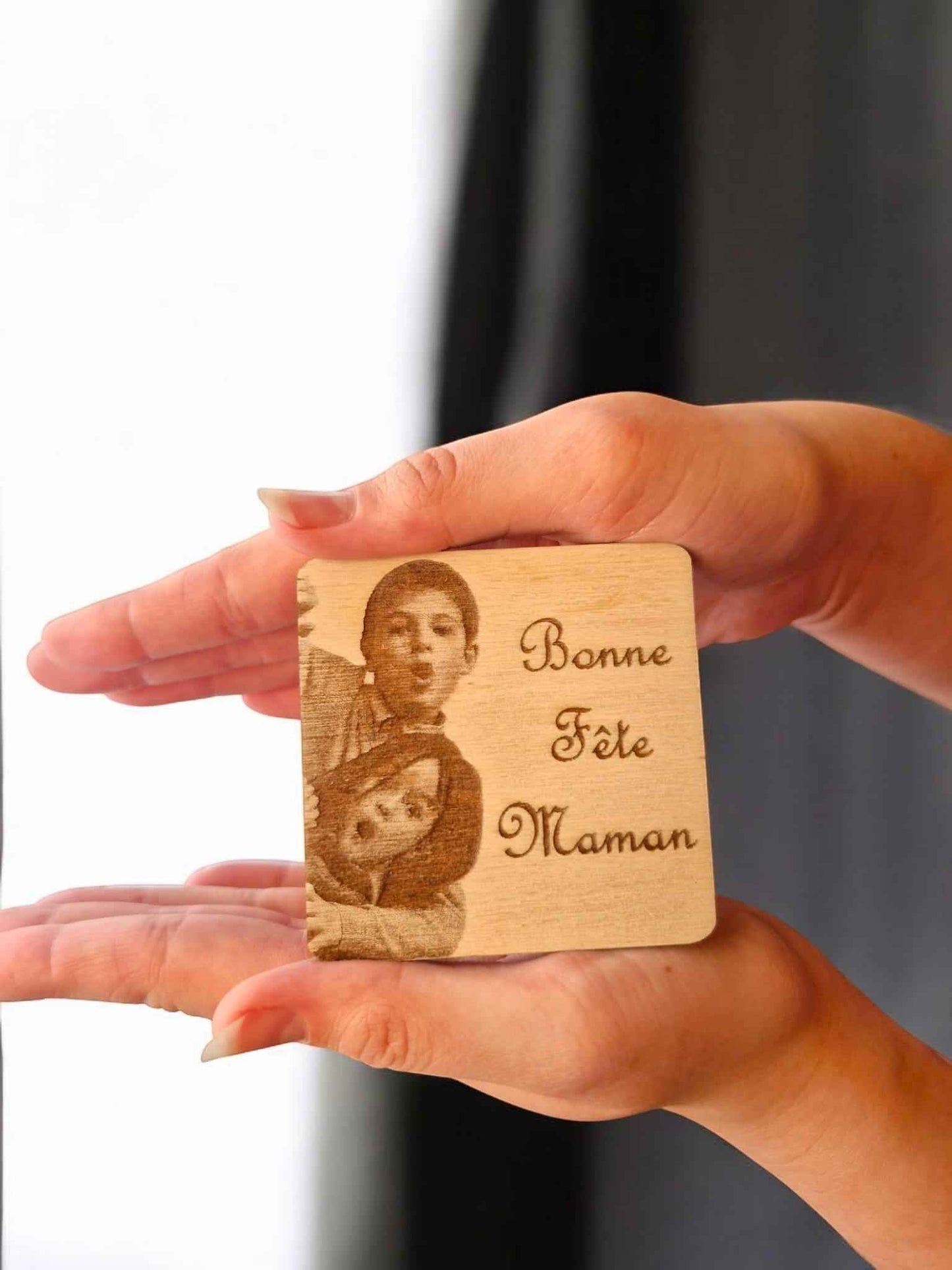 Aimants bois personnalisés avec photo et message gravés au laser - LIJO CREA