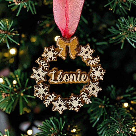 boule de noël flocon personnalisé en bois avec prénom