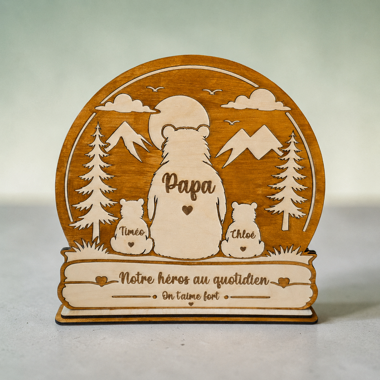 idée cadeau fête des pères papi grand-père cadeau original personnalisé en bois papa ours sur socle cadeau unique