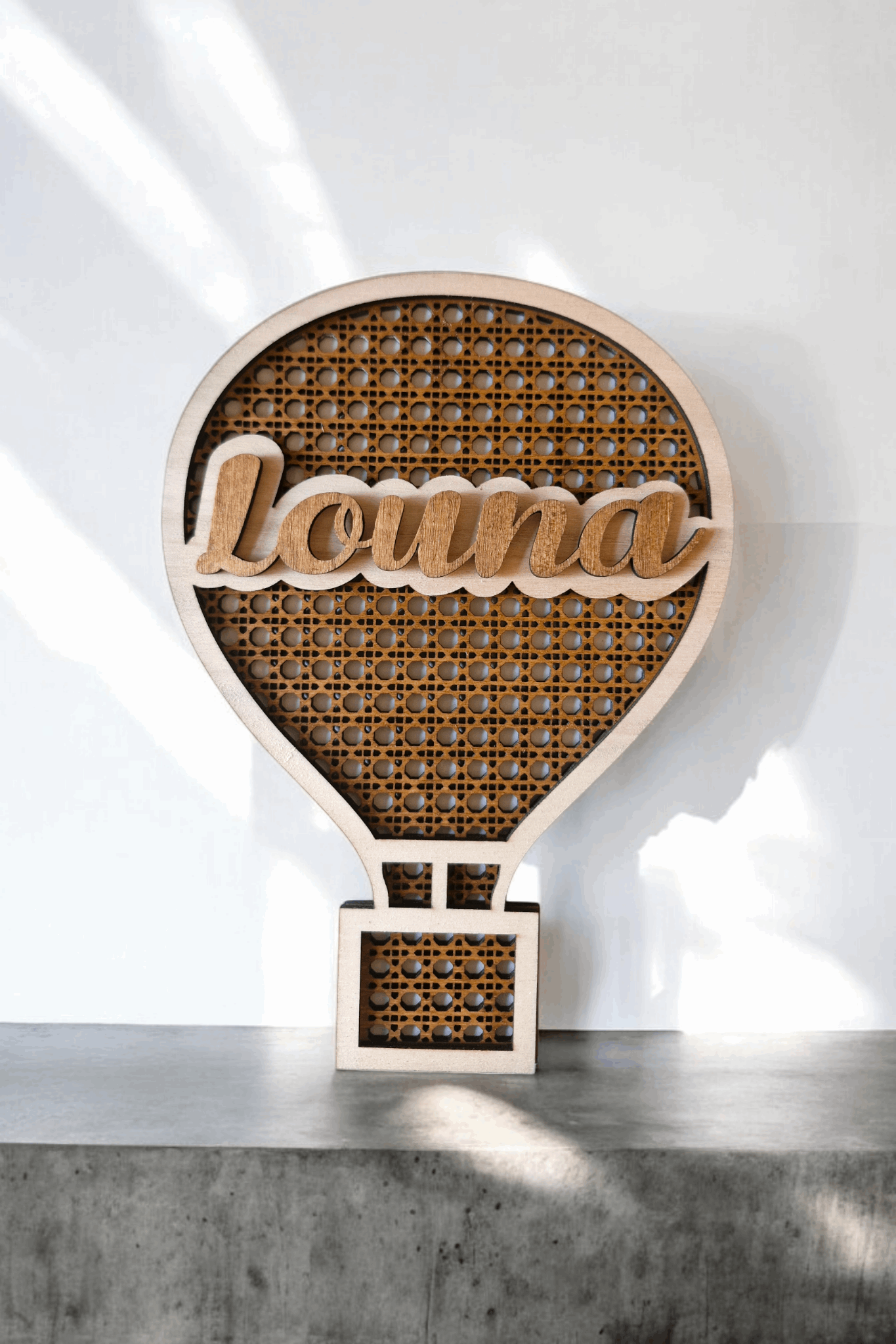 Montgolfière prénom rotin personnalisé - Décoration unique et artisanale - LIJO CREA
