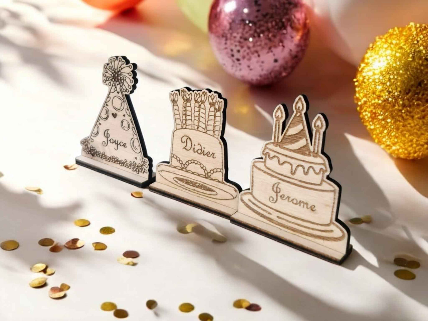 Marque-places anniversaire personnalisés pour événements festifs - LIJO CREA