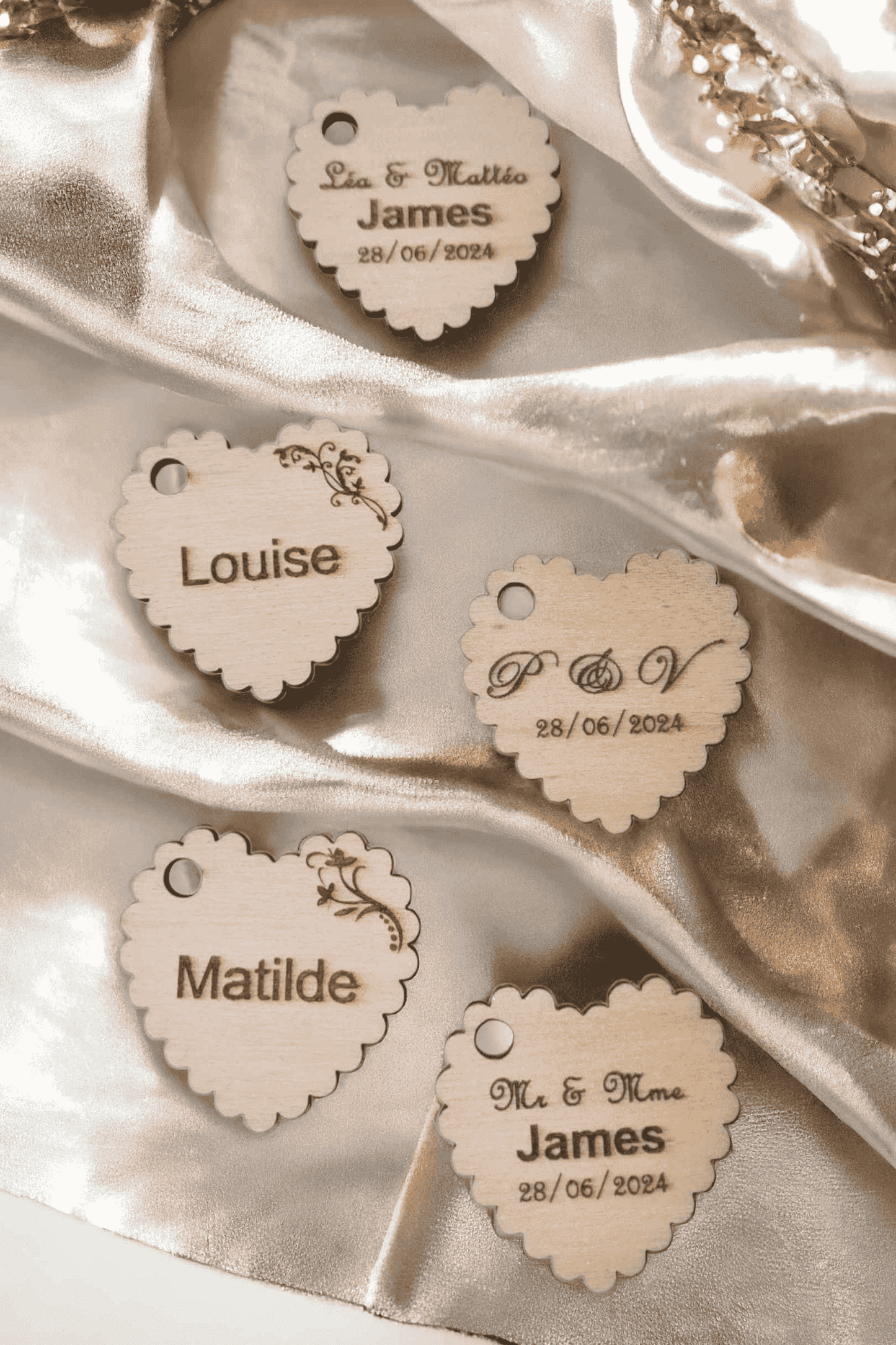 Etiquettes coeur Marque-places en bois personnalisée pour vos événements - LIJO CREA