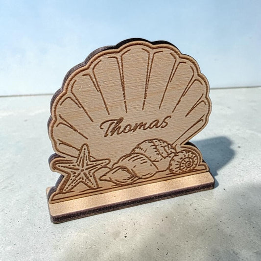 marque place coquillage mer océan personnalisé en bois décoration table mariage anniversaire retraite voyage