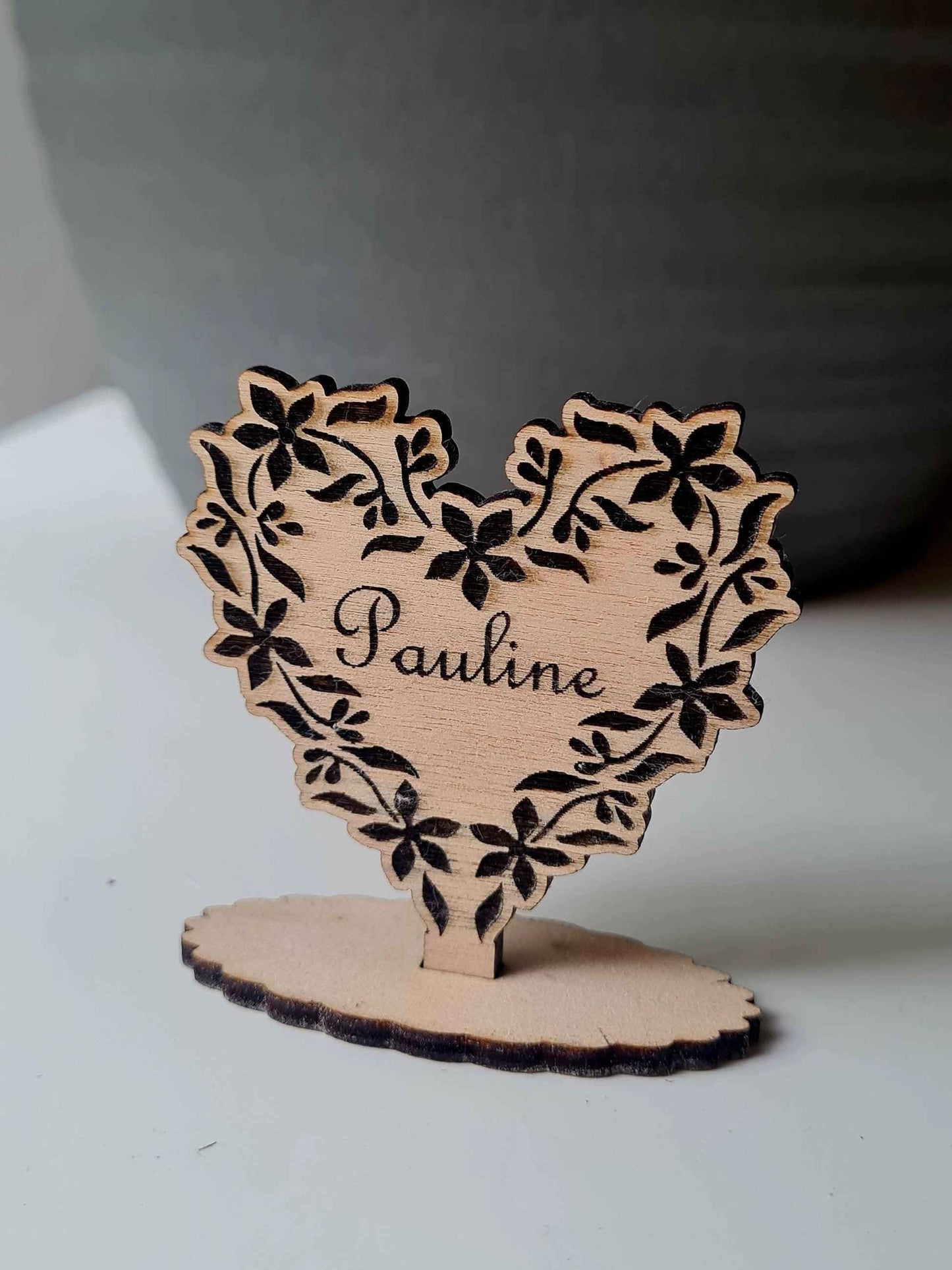 Marque-places coeur Fleuris pour un mariage romantique - LIJO CREA