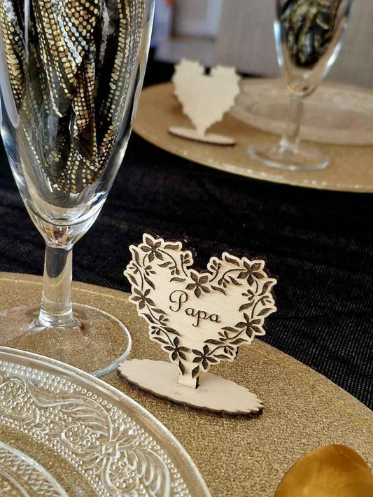 Marque-places coeur Fleuris pour un mariage romantique - LIJO CREA