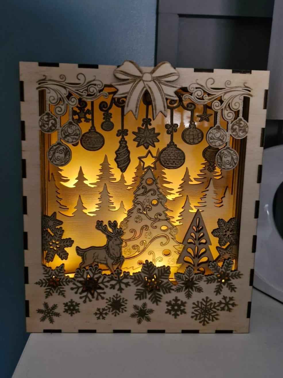 Lampe boîte à lumière LED Noël en bois artisanale - Décoration lumineuse de Noël - LIJO CREA