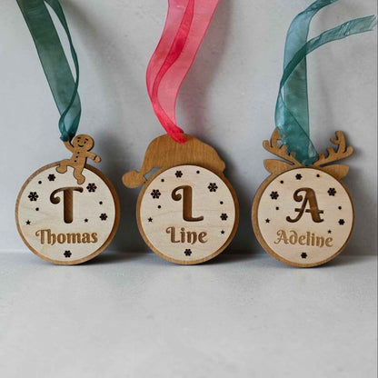 boule de noël personnalisée en bois renne bonhomme pain d'épice bonnet de noël