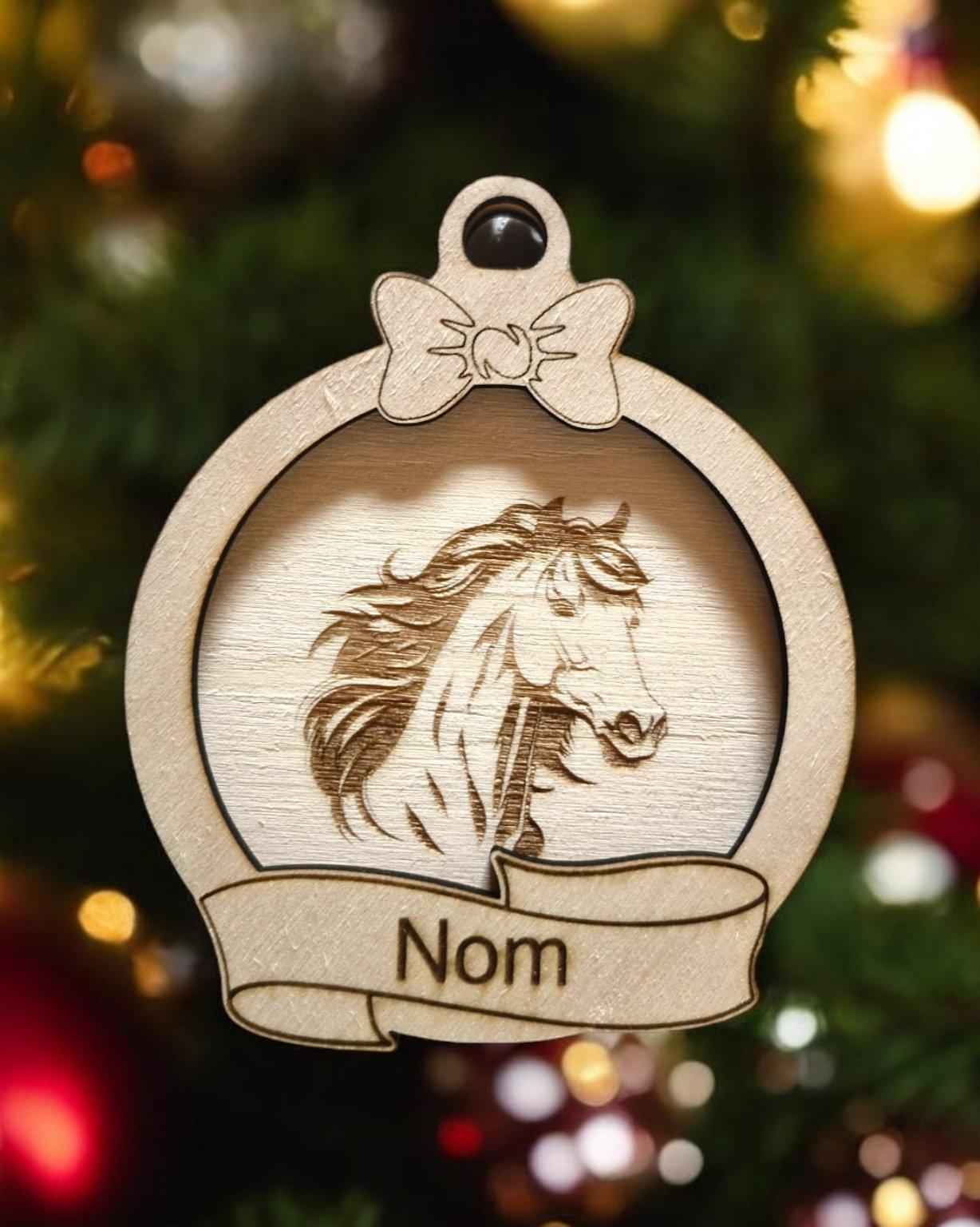 Boule Noël Cheval personnalisée unique pour décorer vos fêtes - LIJO CREA