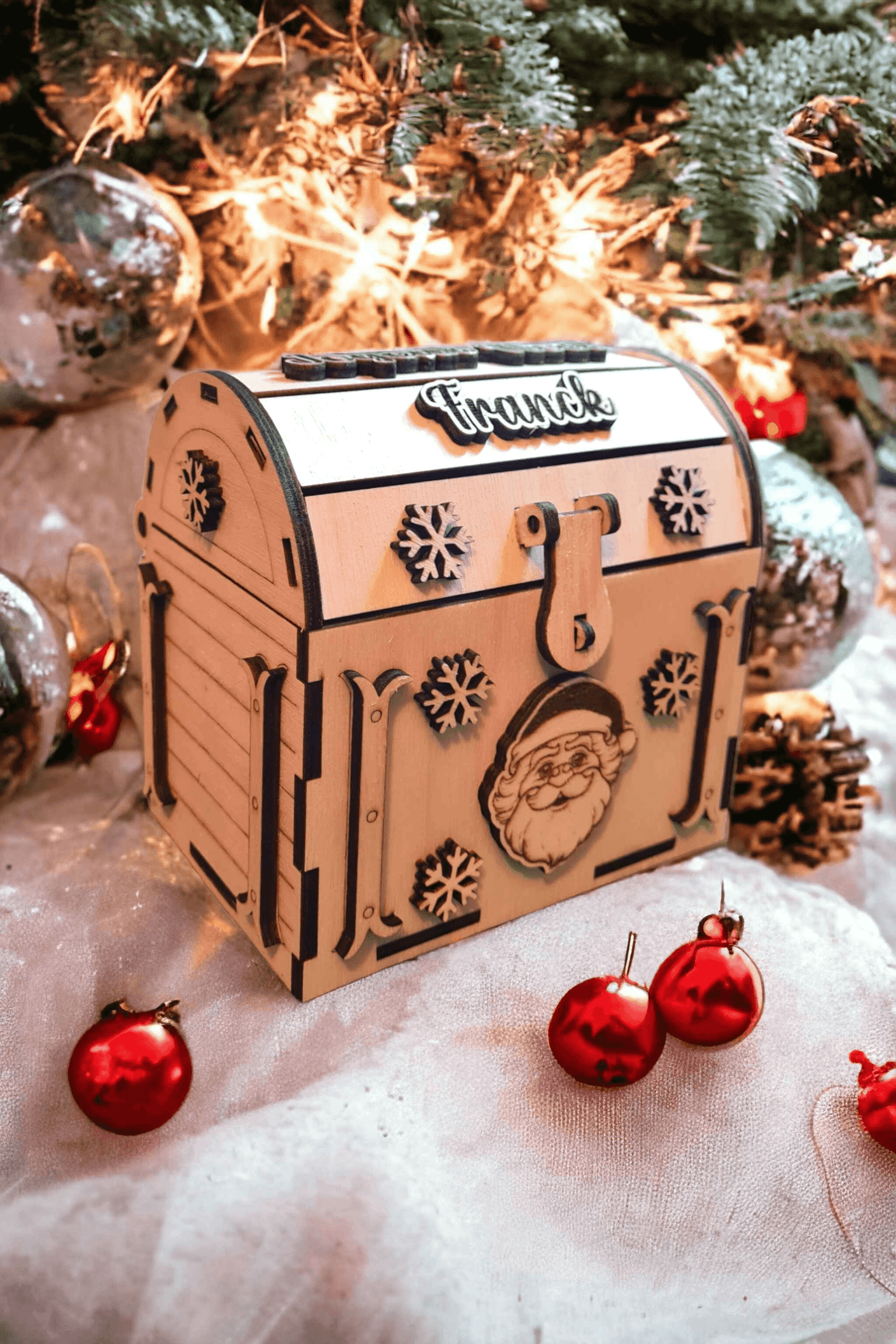 Coffre en bois Noël pour un cadeau unique - LIJO CREA