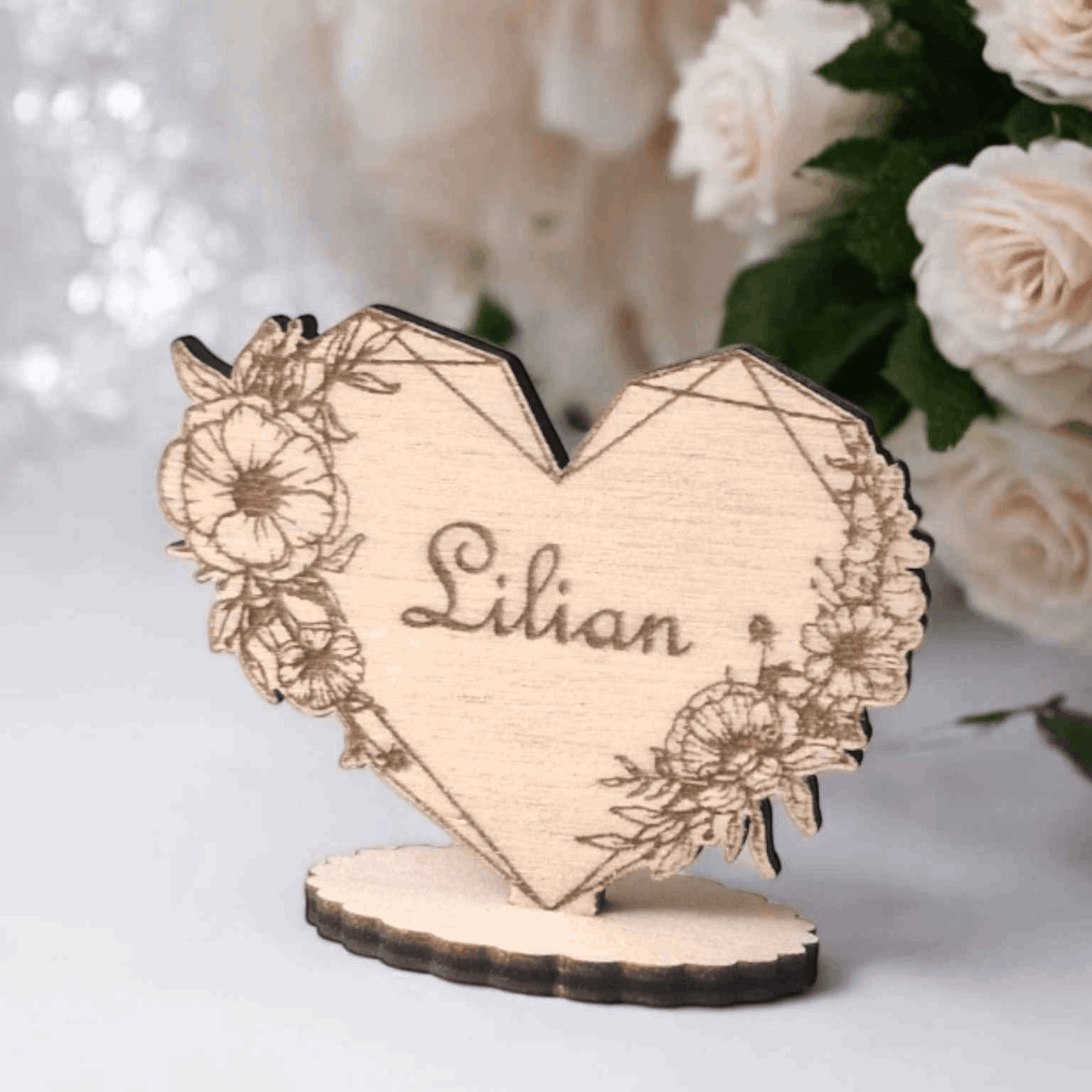 Marque-places coeur et fleurs - Élégants marque-places fleurs coeur pour vos événements - LIJO CREA