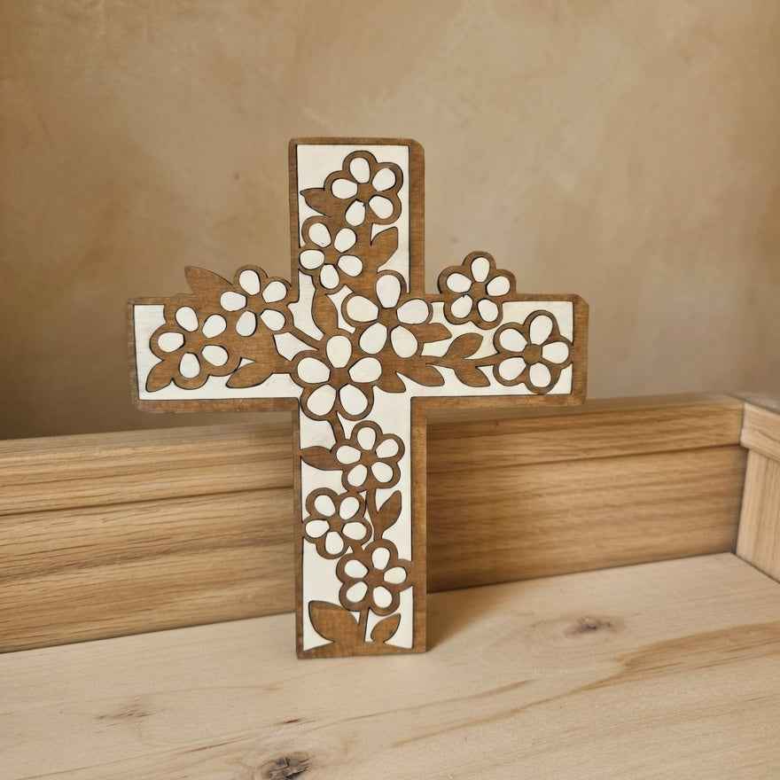 Croix religieuse fleurie