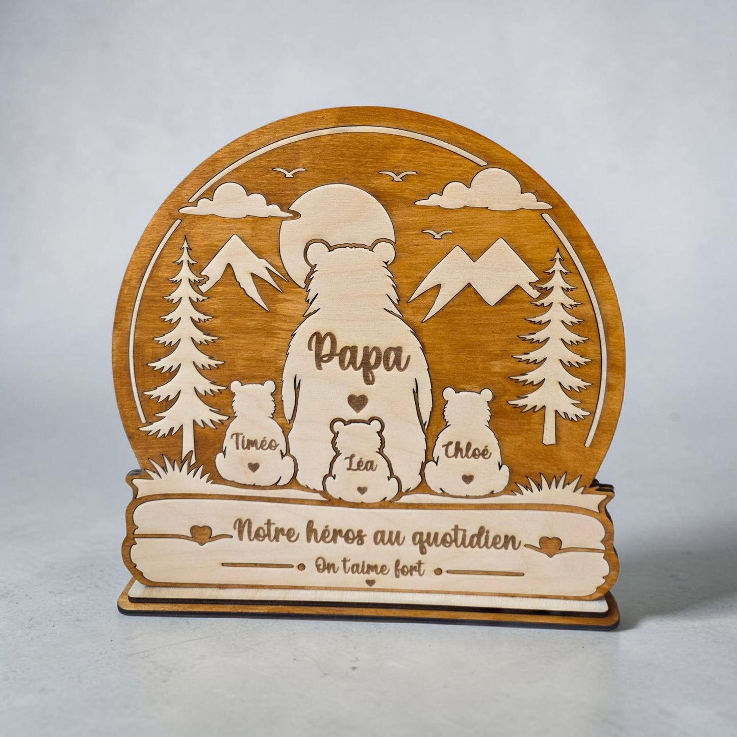 idée cadeau fête des pères papi grand-père cadeau original personnalisé en bois papa ours sur socle cadeau unique
