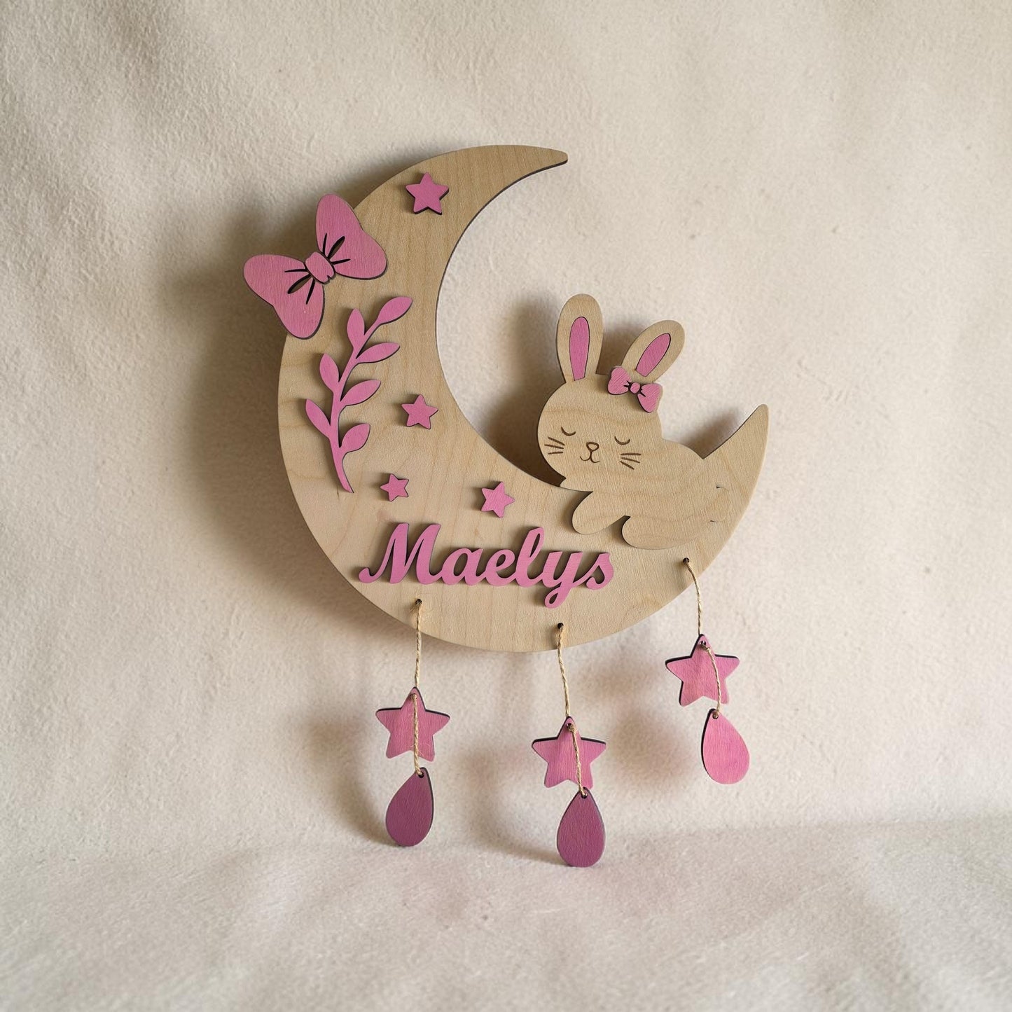décoration murale chambre enfant lune lapin en bois personnalisée 