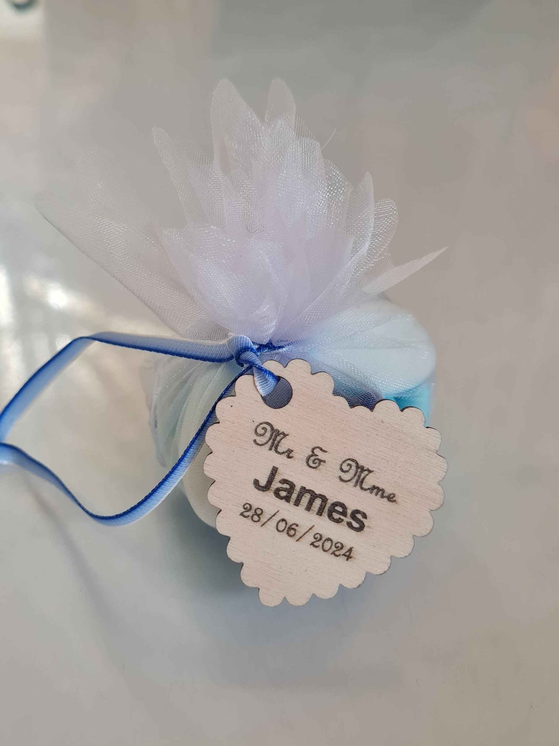 Etiquettes coeur Marque-places en bois personnalisée pour vos événements - LIJO CREA