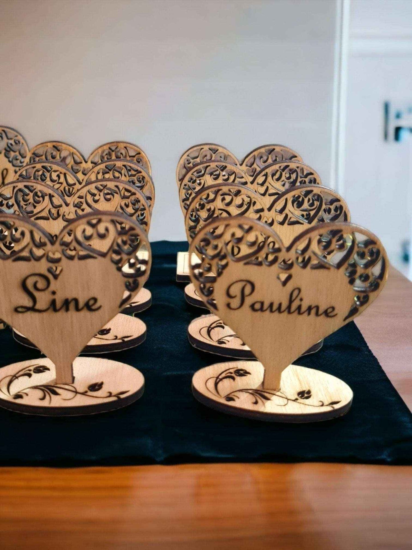Marque-places sapin coeur pour une décoration festive élégante - LIJO CREA