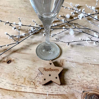 Marque place de Noël Étoile ou Gui personnalisé en bois avec prénom