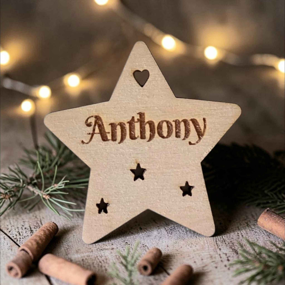 Marque place de Noël Étoile ou Gui personnalisé en bois avec prénom