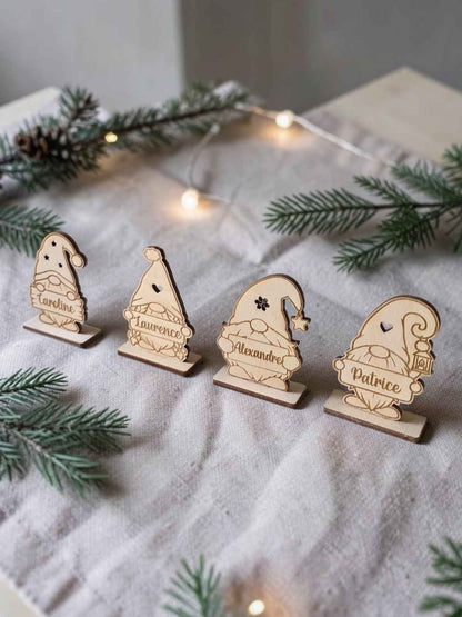 marque place gnome avec pancarte personnalisé en bois 