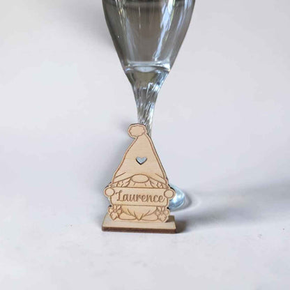 marque place gnome avec pancarte personnalisé en bois 