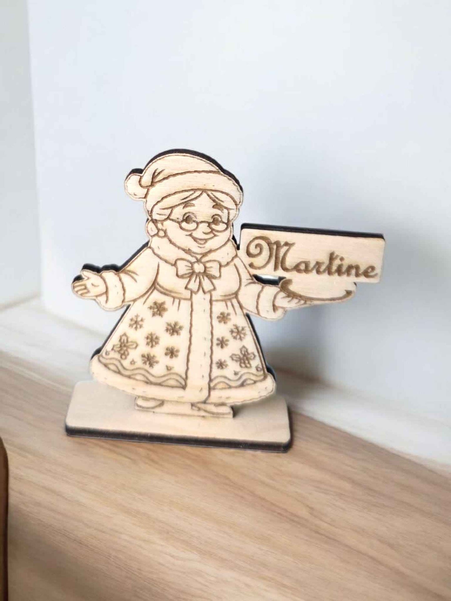 Marque-Place en Bois Noel – Décoration Élégante du Père Noël et Mère Noël