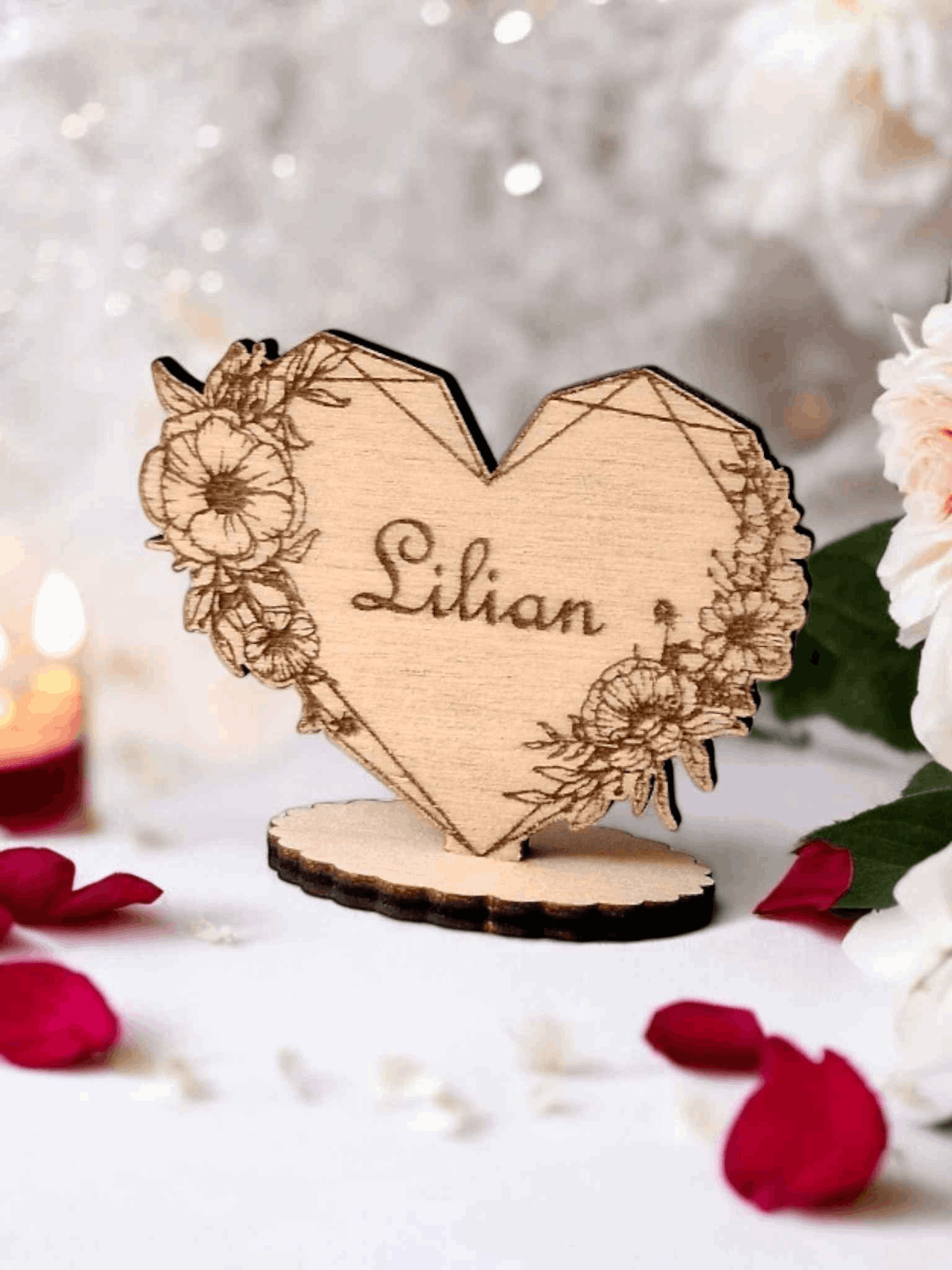 Marque-places coeur et fleurs - Élégants marque-places fleurs coeur pour vos événements - LIJO CREA