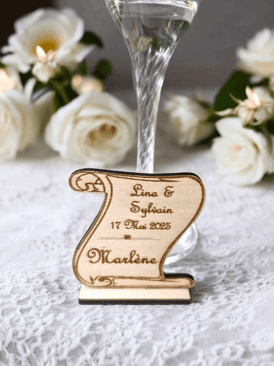 Marque-place Parchemin Élégant pour Événements Spéciaux - LIJO CREA