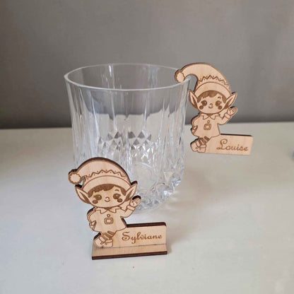 marque place lutin de noël à accrocher personnalisé en bois