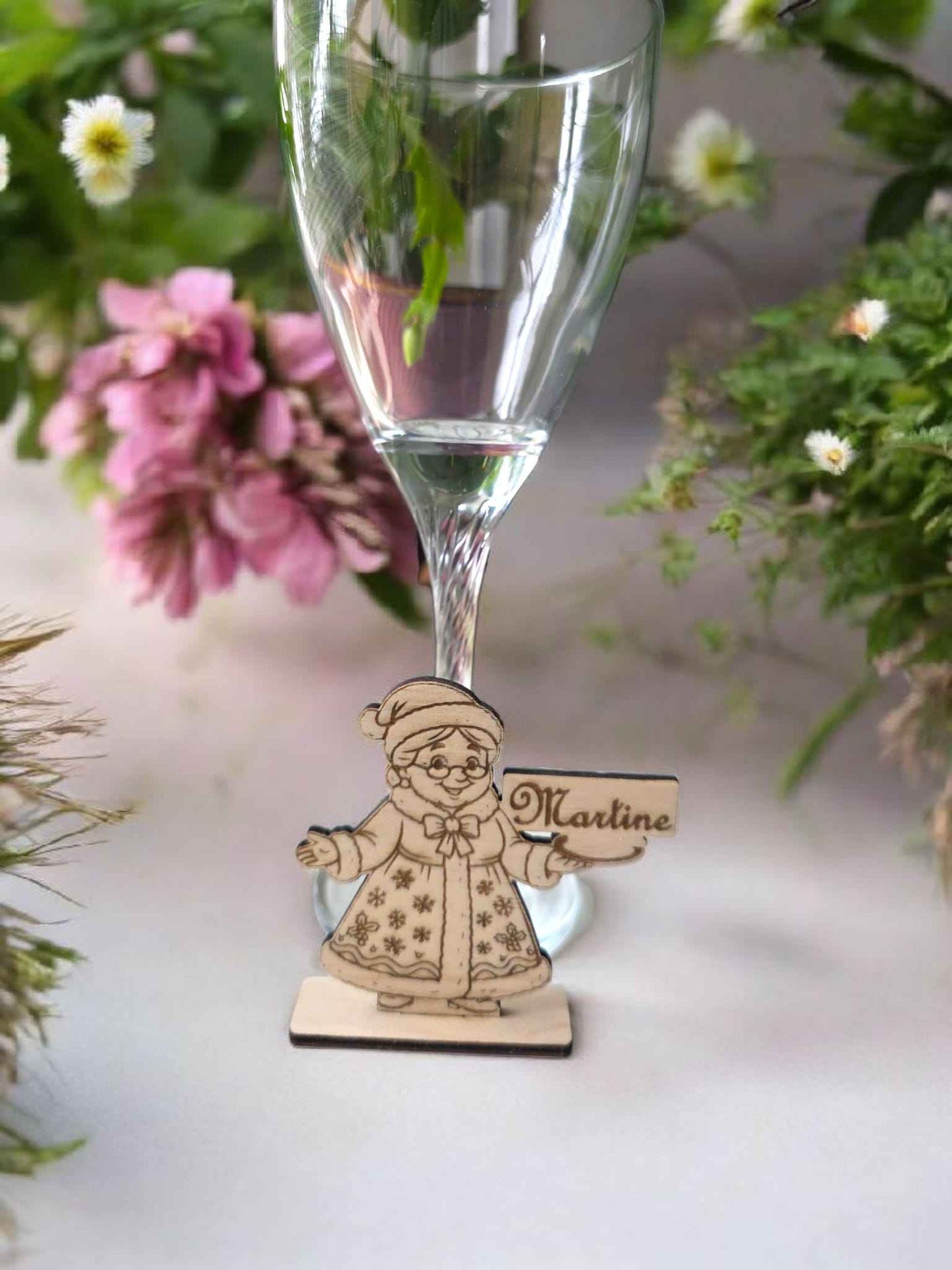 Marque-Place en Bois Noel – Décoration Élégante du Père Noël et Mère Noël