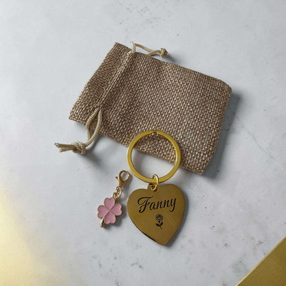 porte clés coeur or doré gravé personnalisé avec breloque idée cadeau originale personnalisée