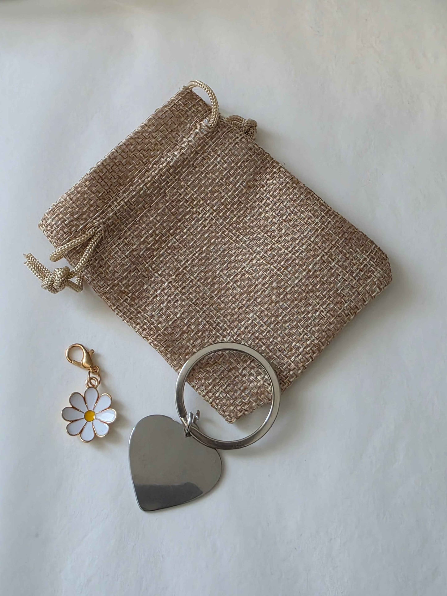 Porte clés métal coeur