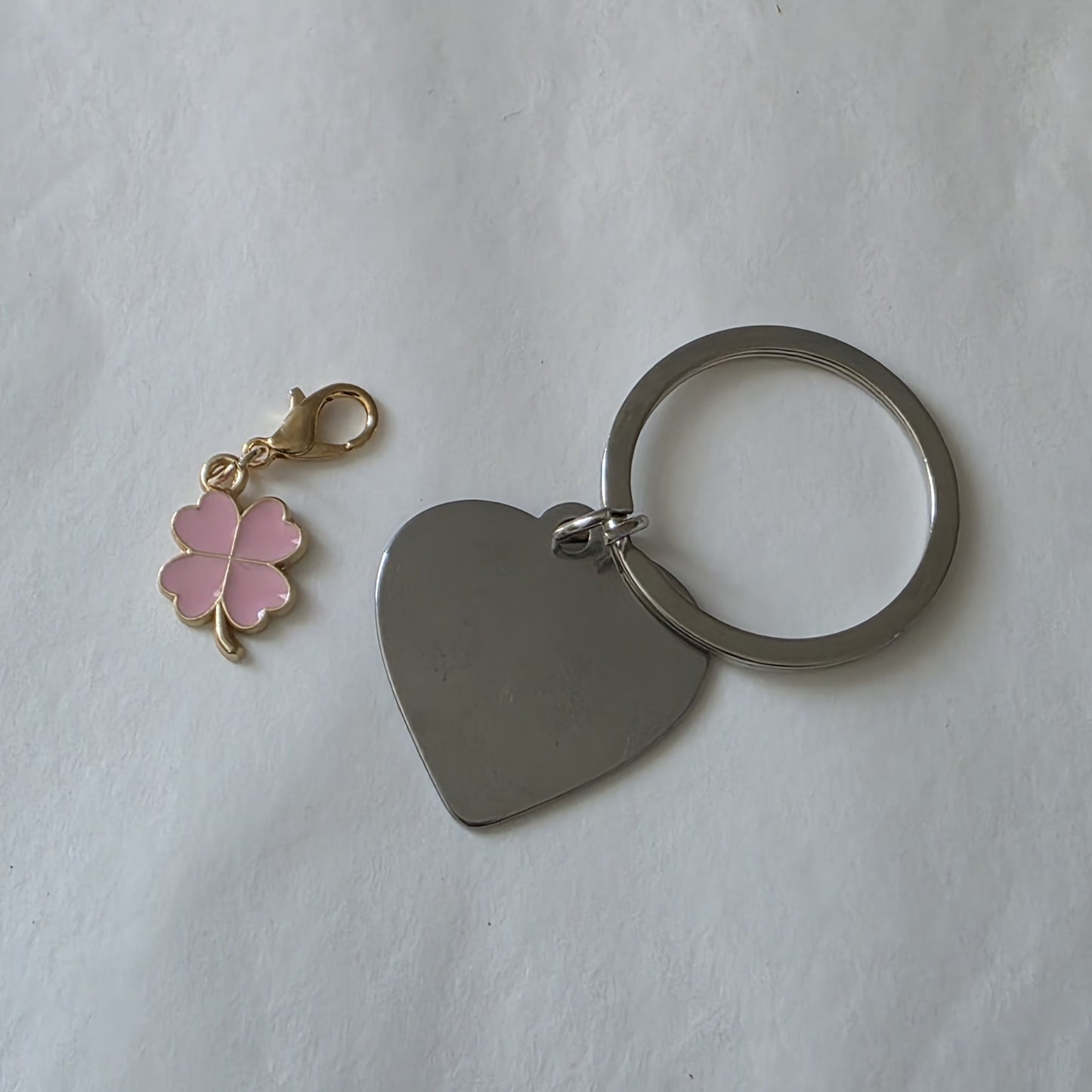 Porte clés métal coeur