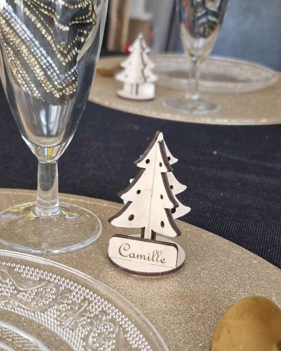 Marque-places sapin 3D en bois pour décoration de table - LIJO CREA